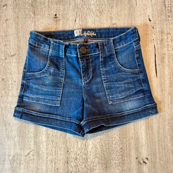 Kut From the Kloth Shorts - Picture 1 of 8